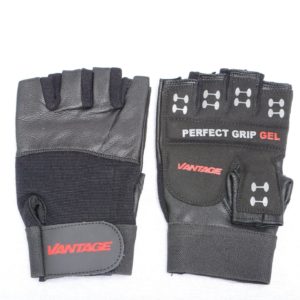 Gym Gloves Classic by Vantage Strength Black